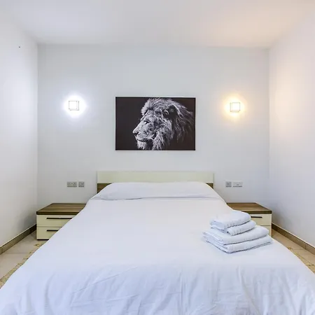 A Fully Equipped 3br Penthouse With Large Terrace By 360 Estates * Gzira
