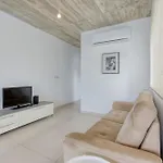 A Fully Equipped 3br Penthouse With Large Terrace By 360 Estates Apartment *
