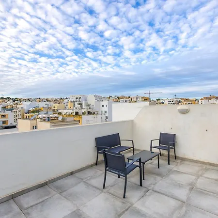 A Fully Equipped 3br Penthouse With Large Terrace By 360 Estates Apartment Gzira